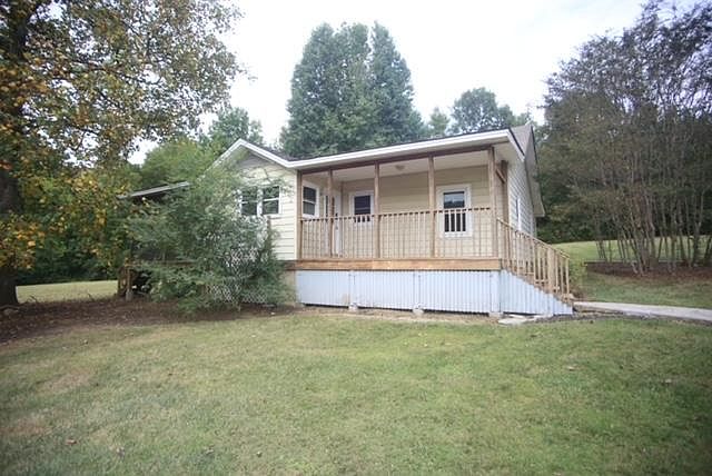 1st image of 3214 Parker Ln