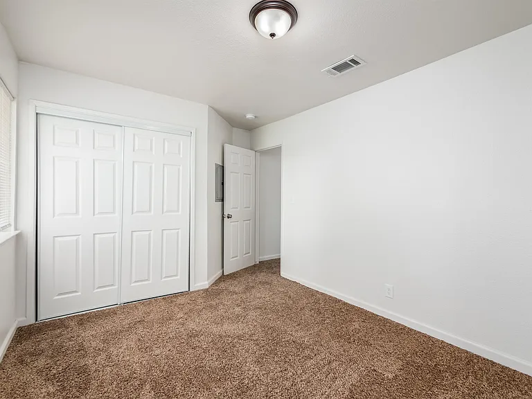 701 S Encina St #A — Photo 16