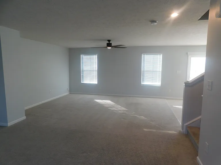 204 Dietz Dr — Photo 7