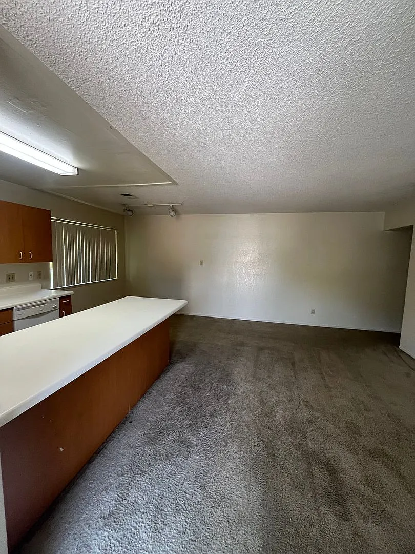 2113 Palisade Ave. — Photo 3