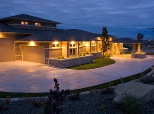 2352 E Hyper Dr, Meridian, ID 83642