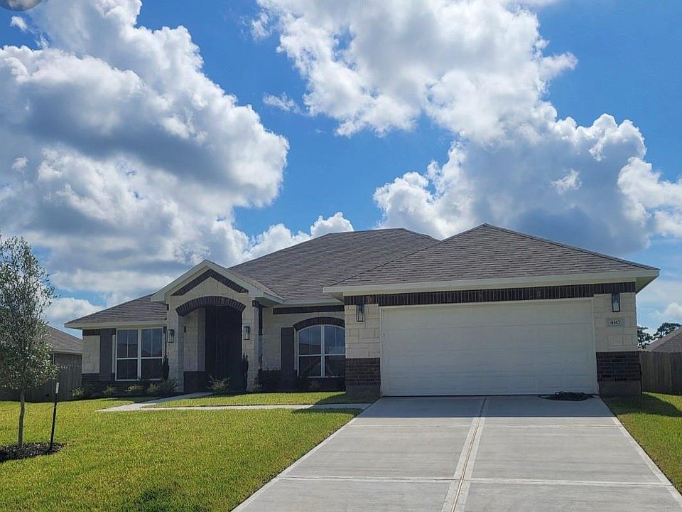 1st image of 4317 Leslies Way