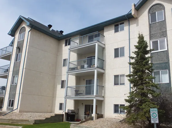 6720 158th Ave NW #128, Edmonton, AB T5Z 3B1