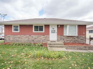 5008 North 104th STREET, Milwaukee, WI 53225