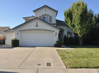 2577 Paradise Dr, Lodi, CA 95242
