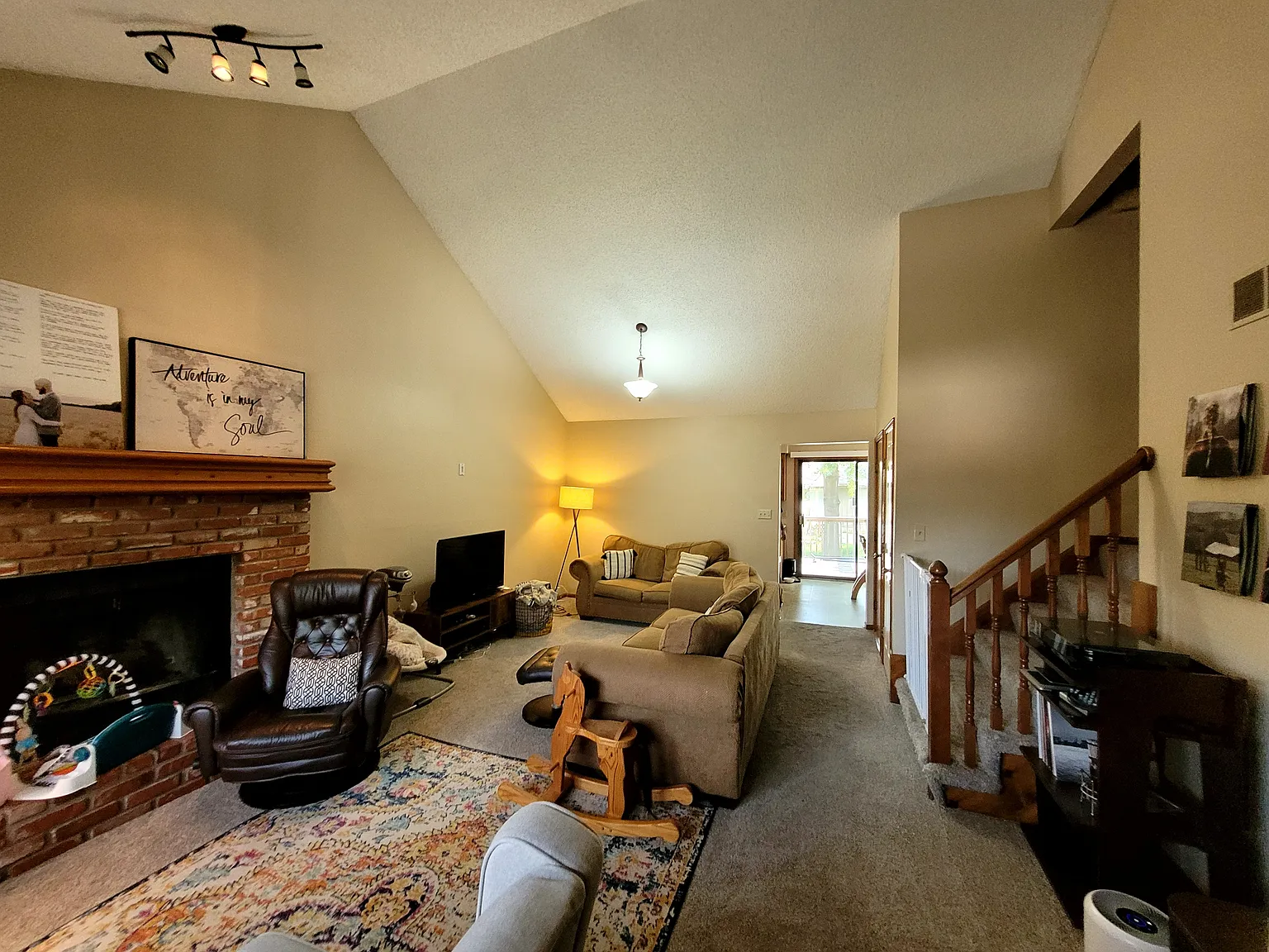 7307 NW 82nd St — Photo 3