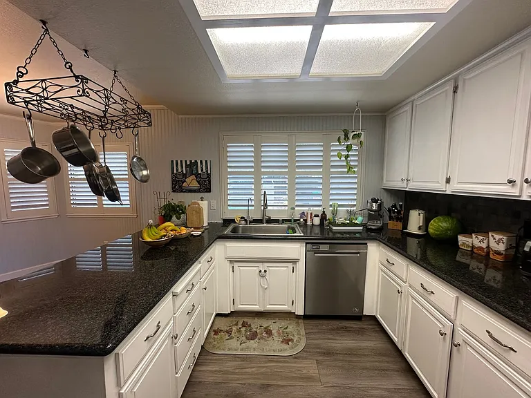 420 Nancy Dr — Photo 8