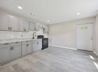 1 3rd St, Upland, PA 19015