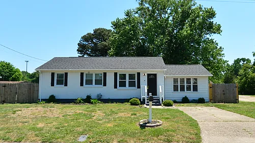 705 Warfield Dr Photo 1