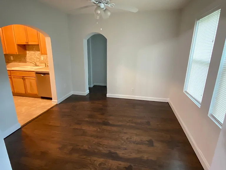 21 Nesmith Ave — Photo 6