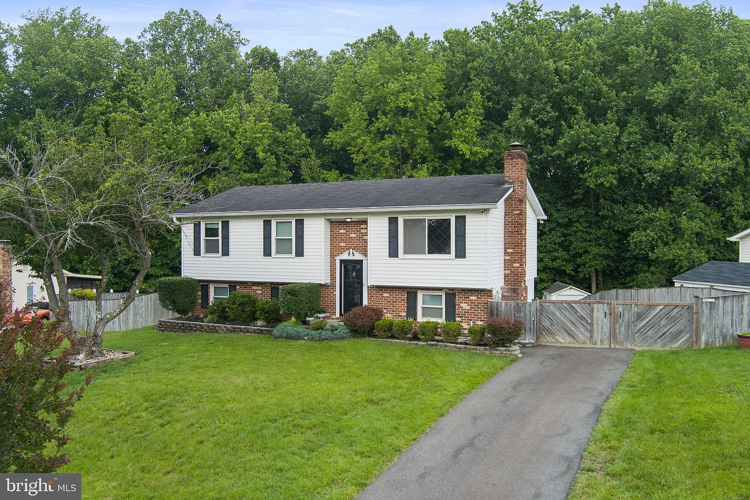 2116 Bell Tree Ln photo 1