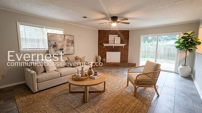 8474 Charleston Dr — Photo 2