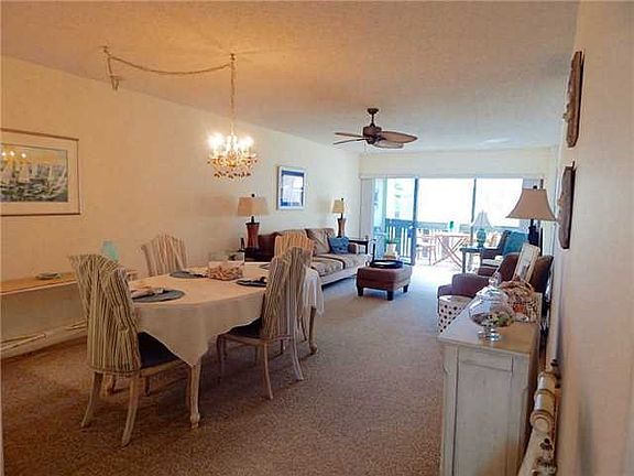 4th image of 175 SE Saint Lucie Blvd Unit Un A 90