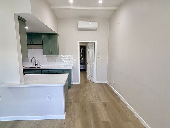 3rd image of 3943 E 4th St #13