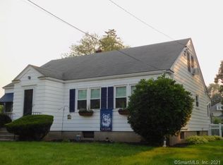 28 McKinley St, Manchester, CT 06040