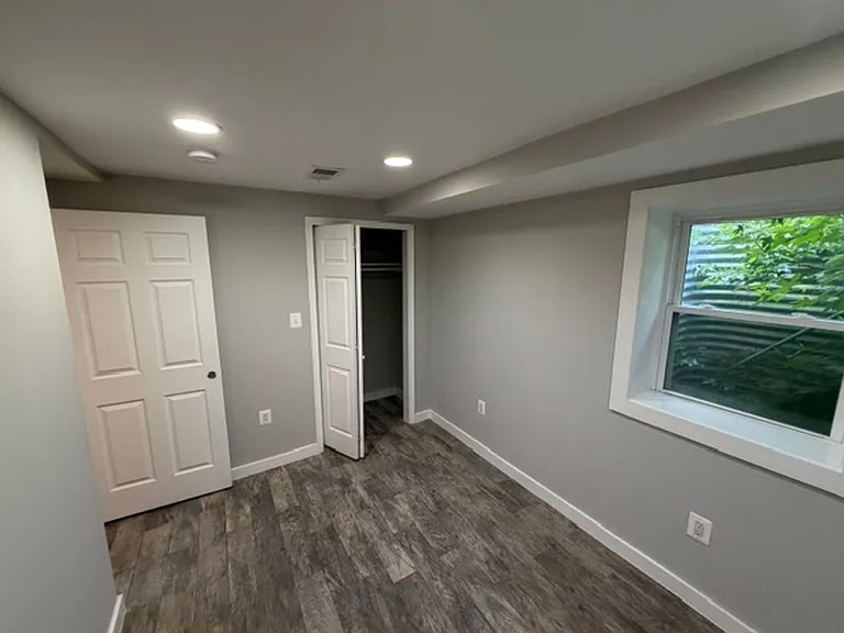 74 Webster St NE — Photo 15