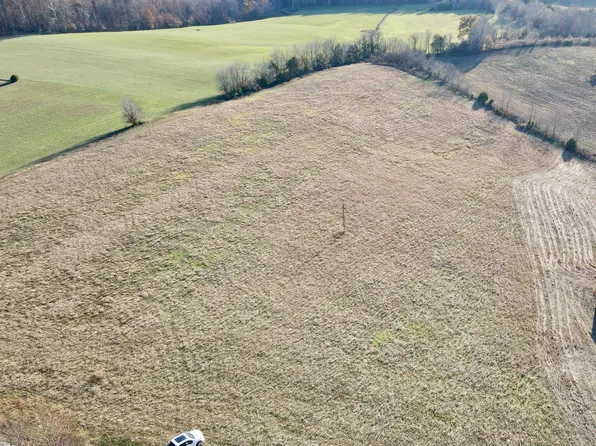 999 E Level Green Rd, Mount Vernon, KY 40456