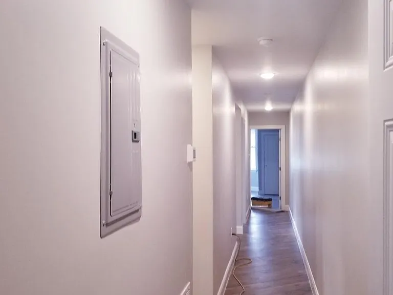 5147 Catharine St #3 — Photo 9