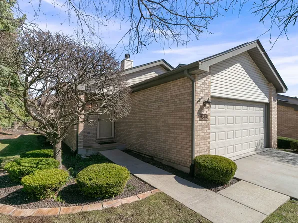 15625 Shenandoah Dr #15625, Orland Park, IL 60467