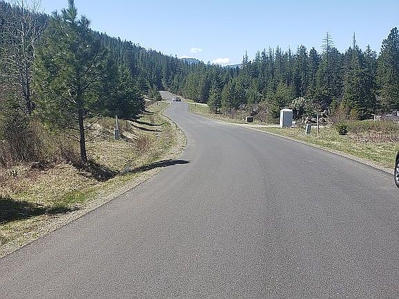 3rd image of Whisper Creek Dr