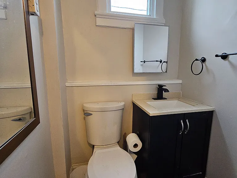 733 Pape Ave #A — Photo 23
