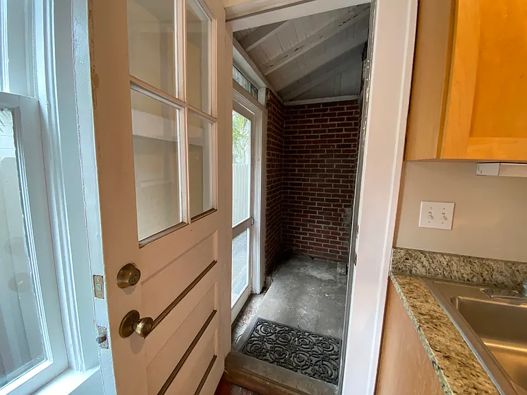 823 S Oregon Ave #1 — Photo 18