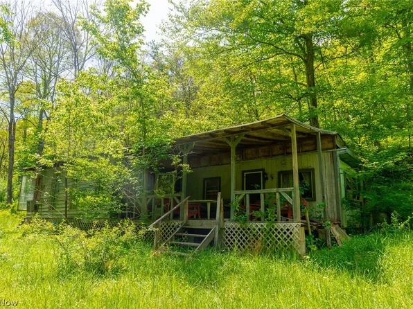 6100 Rockville Rd, Blue Rock, OH 43720