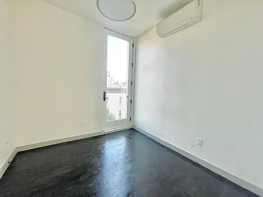 Rented by Urban Pads | media 1