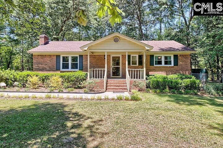 1st image of 105 Wolfe Lake Ln