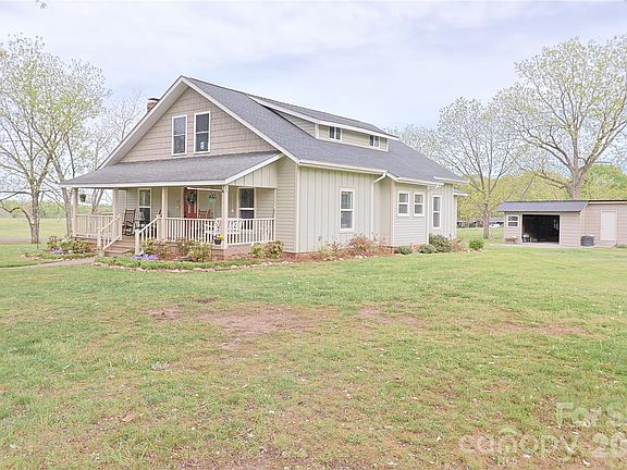 3rd image of 104 Ware Loop Dr