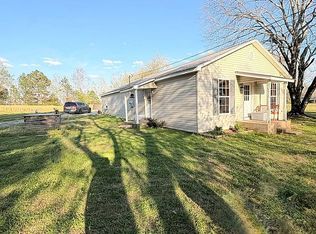 186 Revilo Rd, Leoma, TN 38468