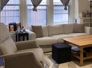 916 Pine St APT 1R, Philadelphia, PA 19107