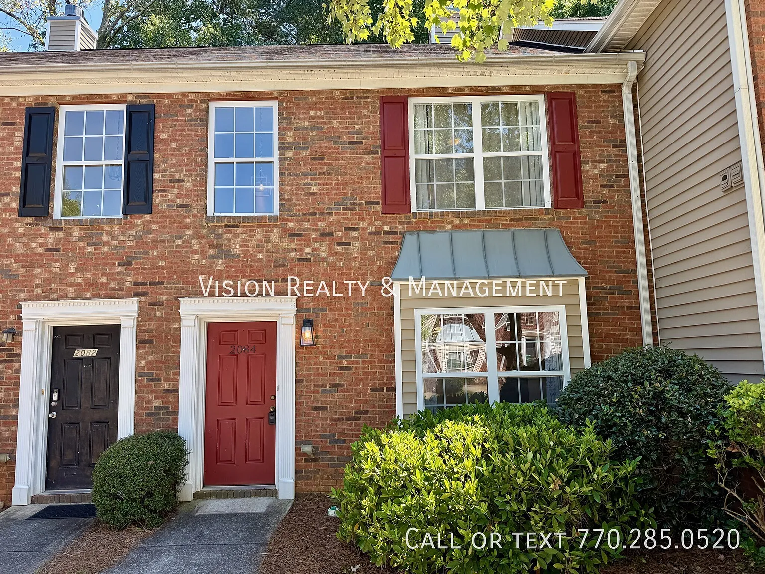 Beautiful 2 BD 2 BA Townhome — Photo 2