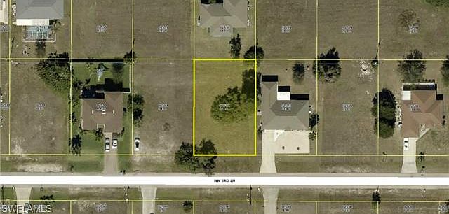 1st image of 223 NW 3rd Ln