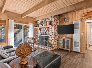 613 E Victoria Ct, Lake Arrowhead, CA 92352