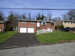745 Shadyside Dr, West Mifflin, PA
