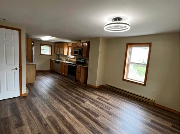 27 McAndrew St #2, Kingston, PA 18704
