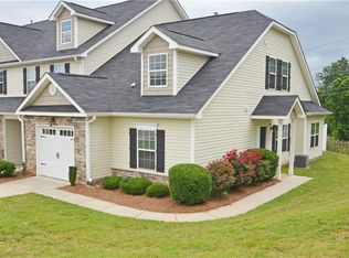 1960 Sentry Pointe Ln, Winston Salem, NC 27127