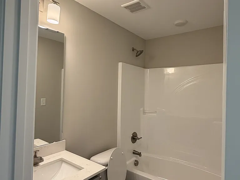 831 Middleton Rd — Photo 8