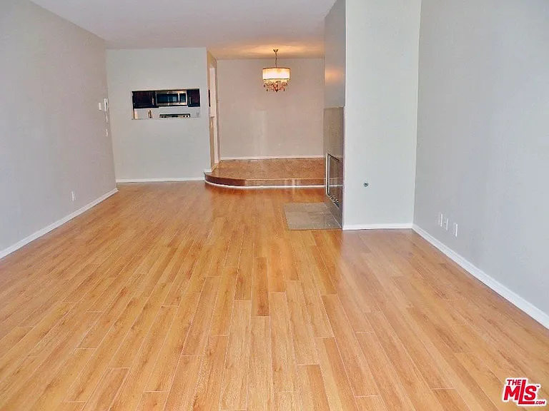 1424 Amherst Ave #QPR — Photo 5