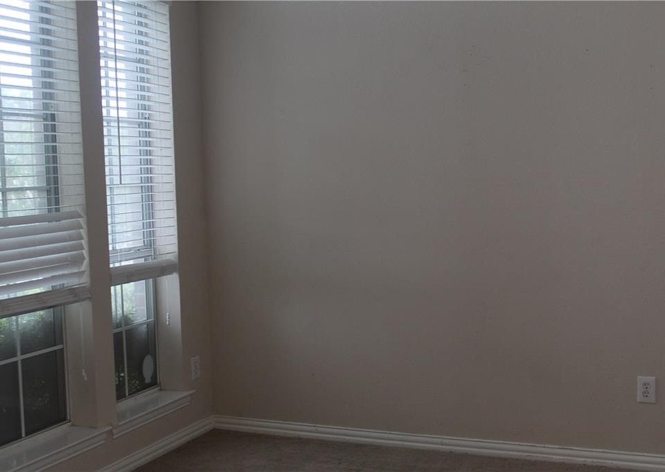 1st image of 1317 Marchant Pl