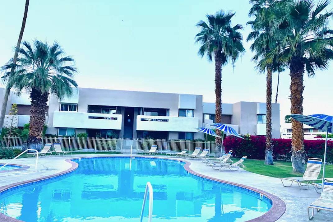 1 bed, 850 sqft, $1,875 — Photo 4