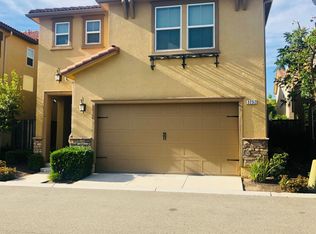 3252 W Arbor Dr, Fresno, CA 93711
