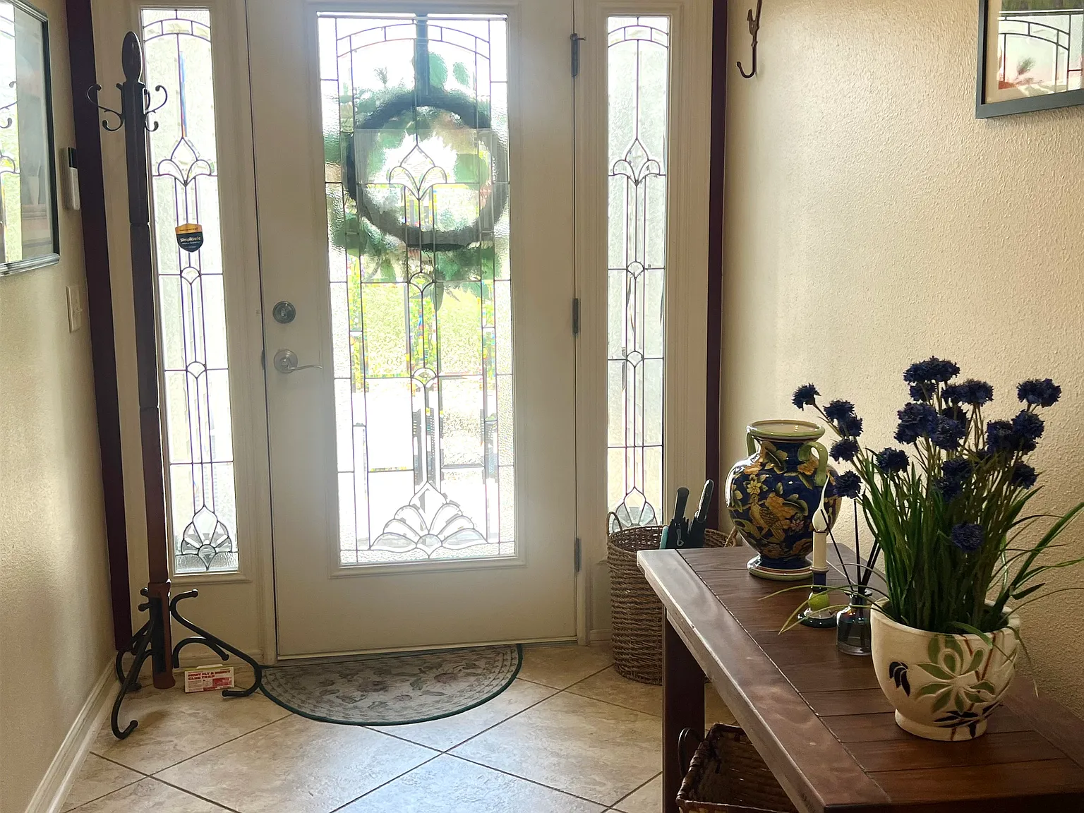 565 Brighton Drive — Photo 3