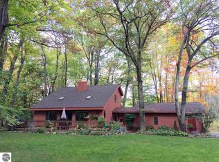 831 Fisher Rd, Traverse City, MI 49685