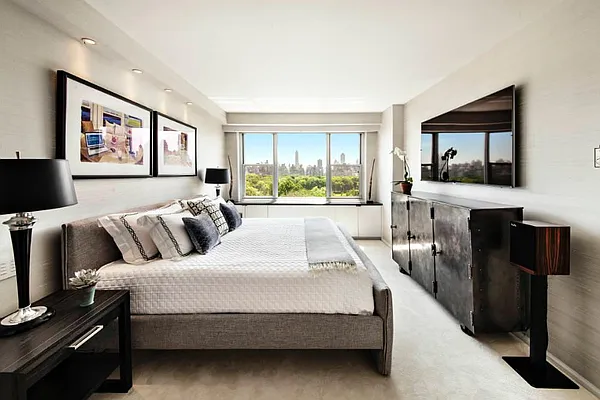 Sold by Town Residential | media 13