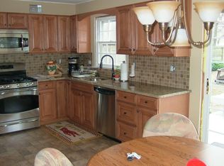 135 Oak Ridge Pkwy, Toms River, NJ 08755