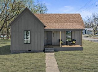 302 F St NE, Ardmore, OK 73401