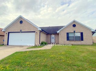 8708 Deer Chase Dr, Dayton, OH 45424