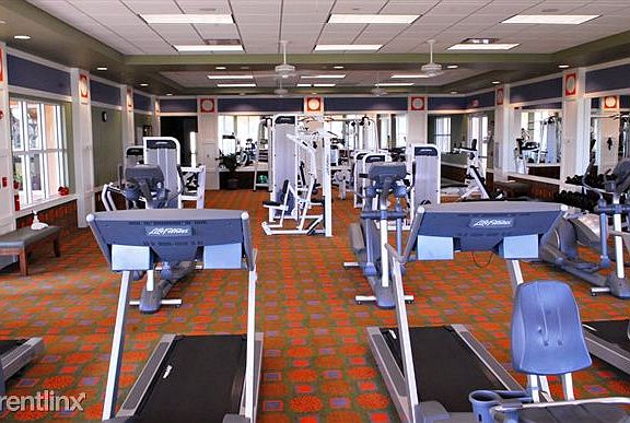 VILLAGE WALK GYM